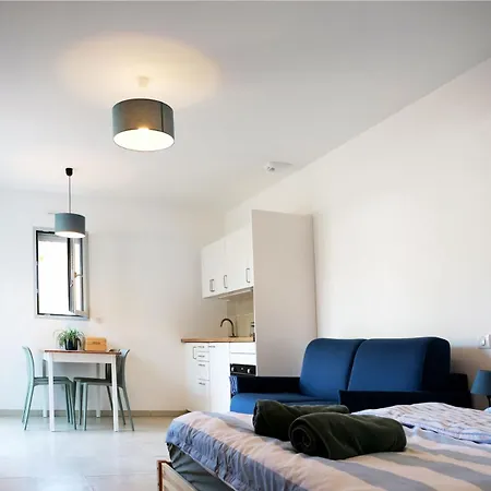 Apartment New 30m2 Near With Garden And Terrace *